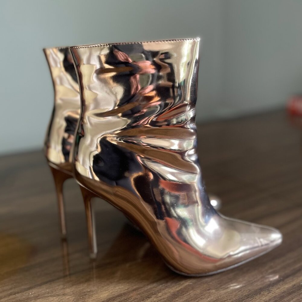 F21 Rose Gold Metallic Stiletto Boots - Size 9 - shiny NYE ankle boots